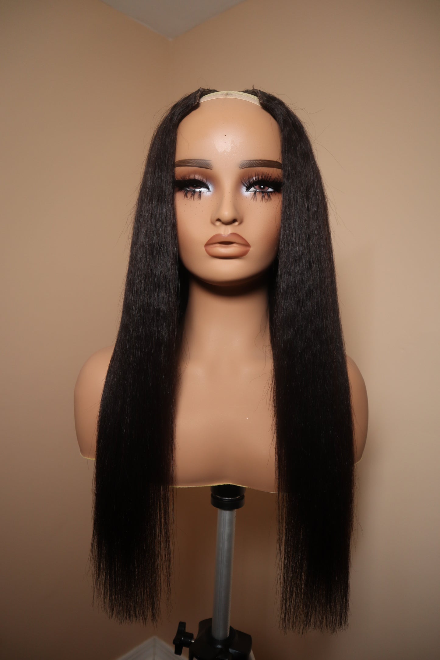 KINKY STRAIGHT U-PART WIG